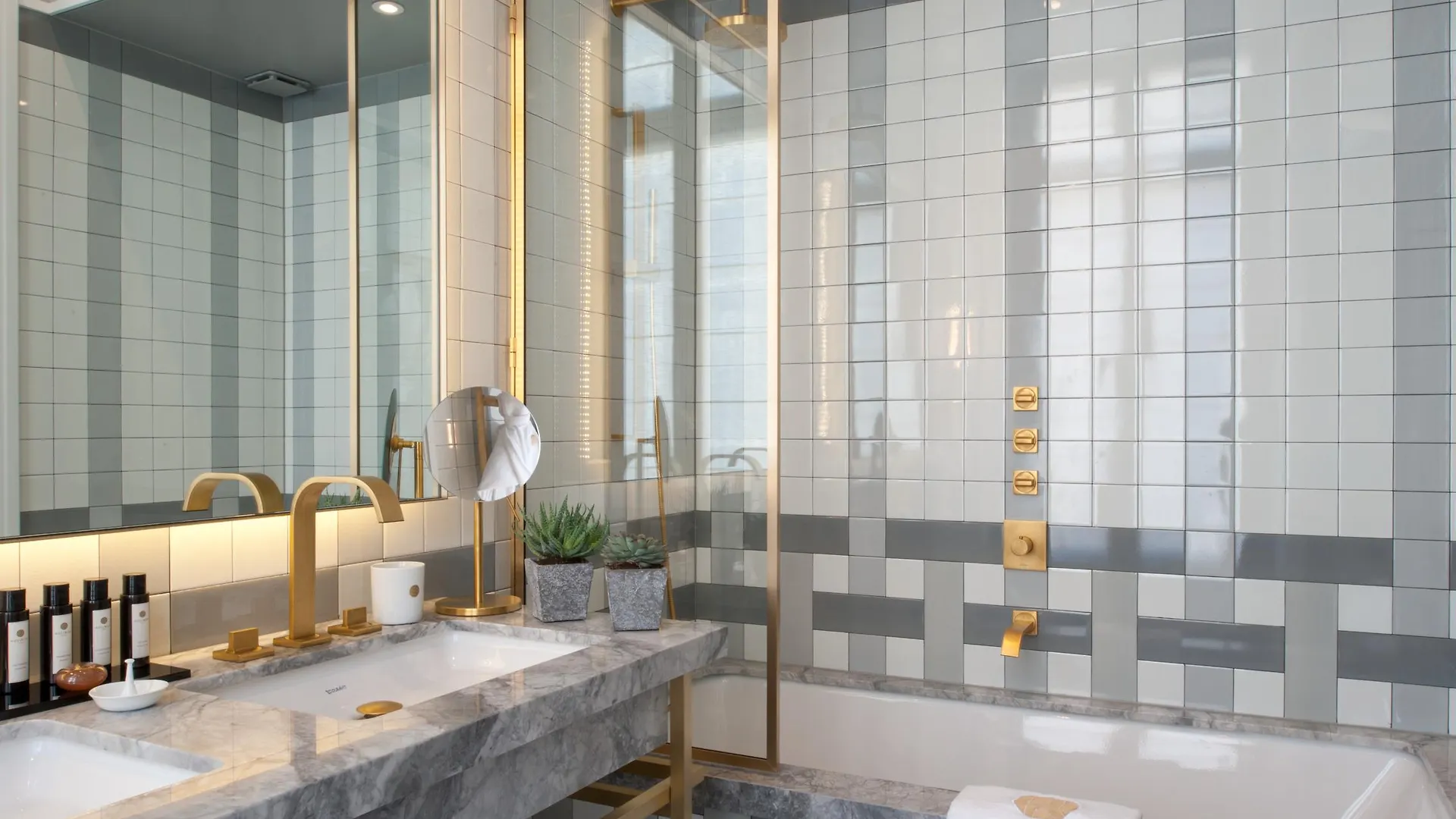 Hotel Nolinski Paris - Evok Collection