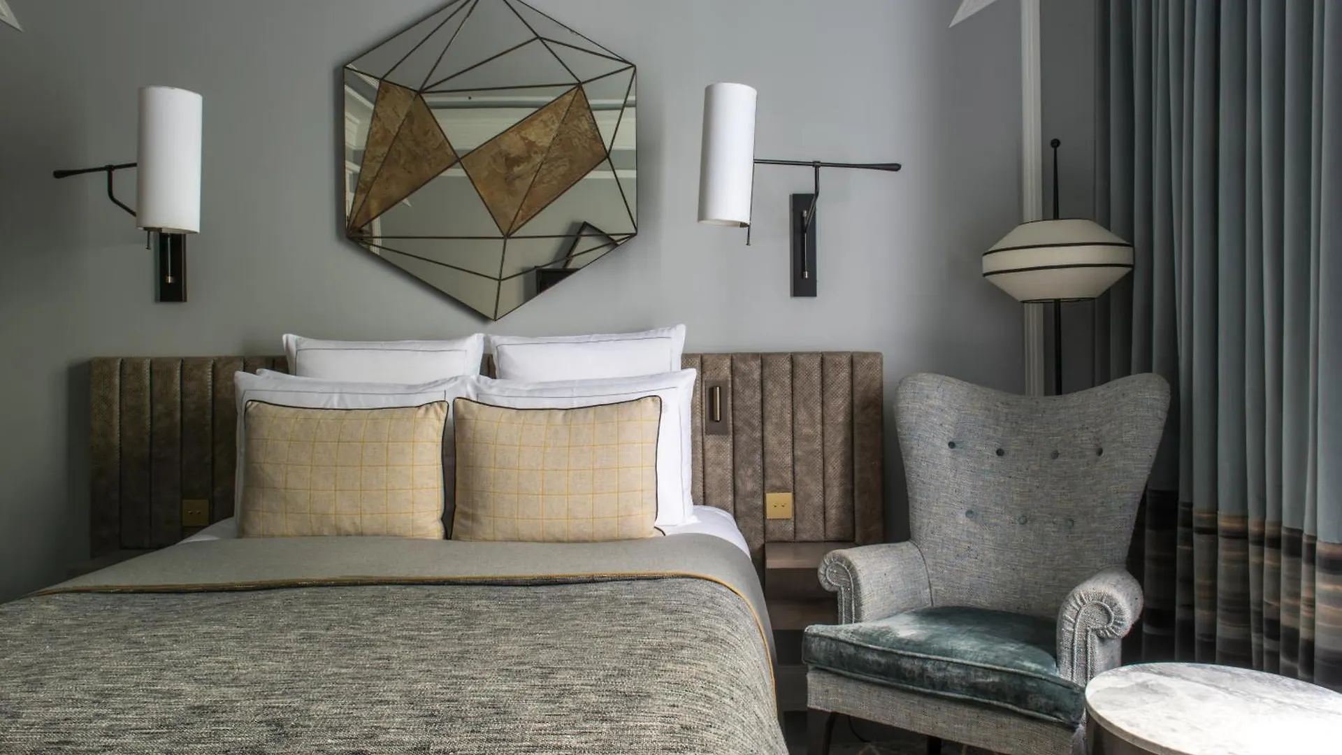 Nolinski Paris - Evok Collection 5*,