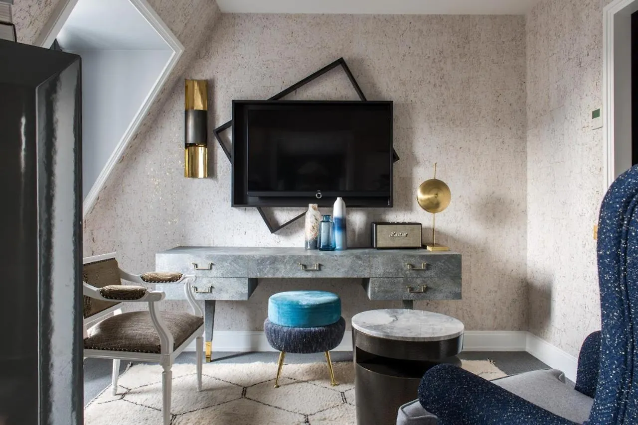 Nolinski Paris - Evok Collection